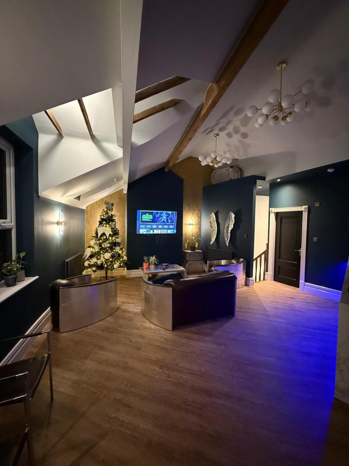 Апартаменты The Loft At One Luxury Penthouse Уиган Экстерьер фото